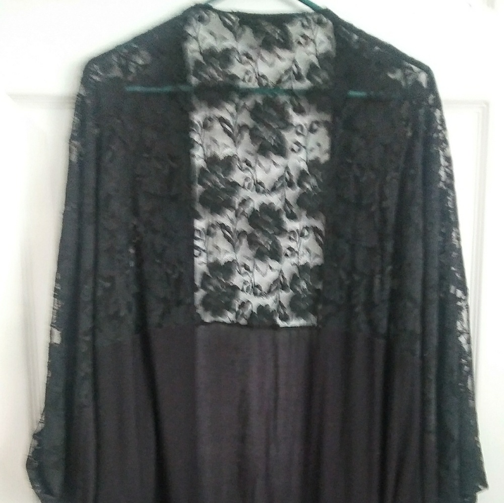 Solemio Black Lace Cover-up